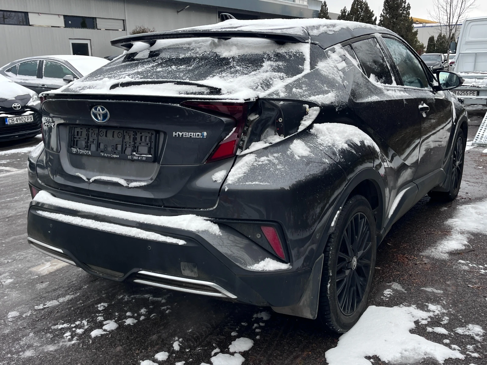 Toyota C-HR 2.0 Turbo HYBRID CVT - изображение 4