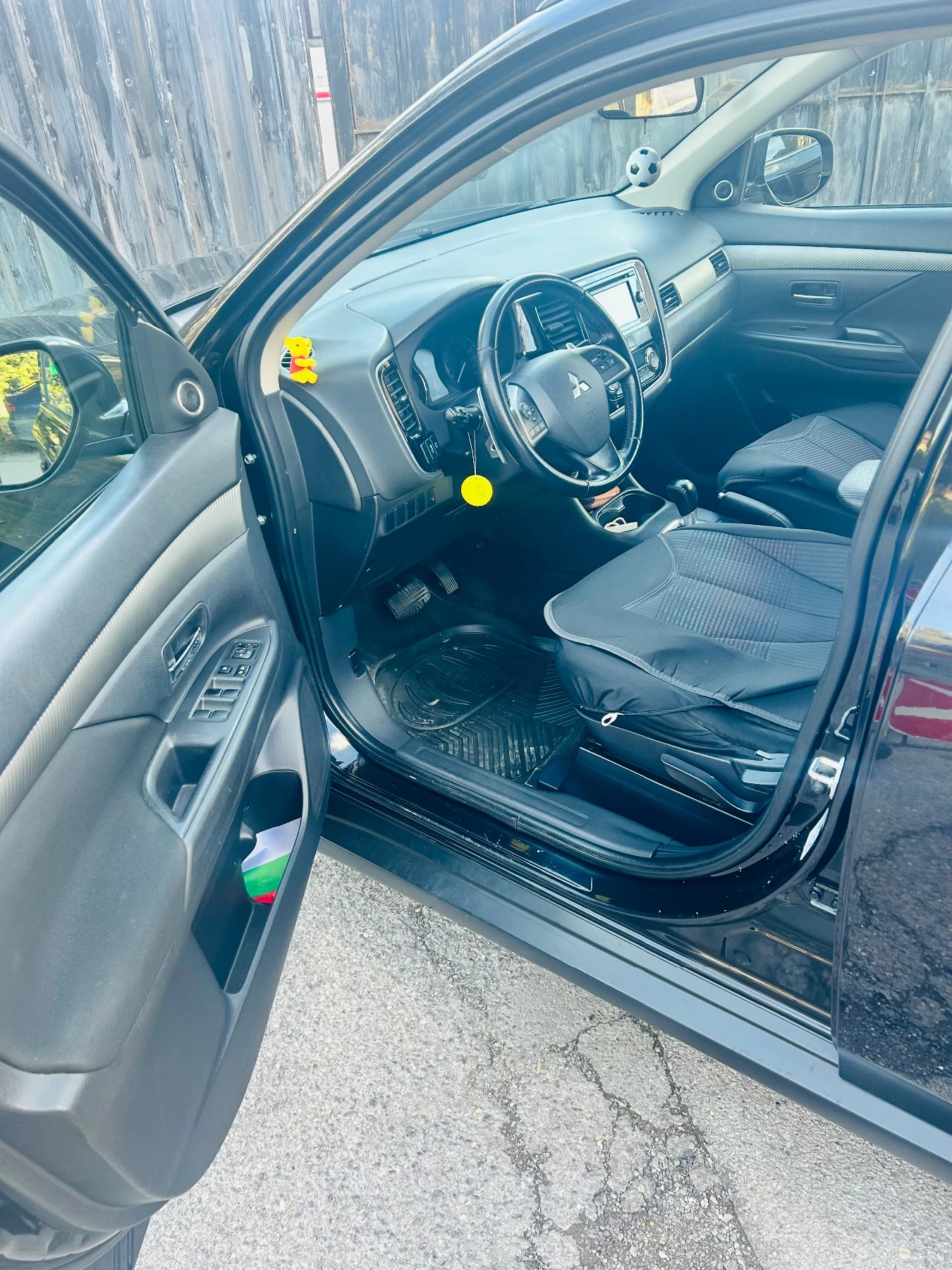 Mitsubishi Outlander Mitsubishi Outlander 2.2D 4WD, 7 местен - изображение 10