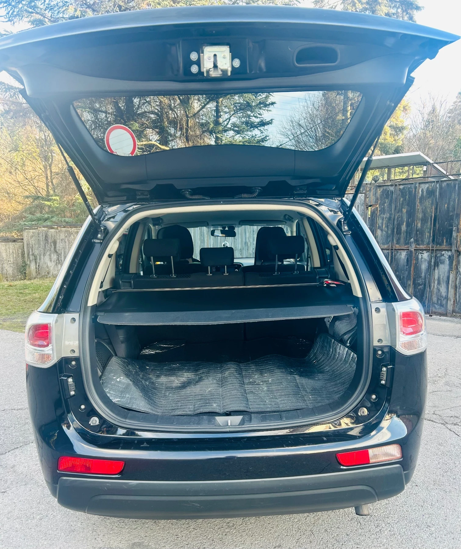 Mitsubishi Outlander Mitsubishi Outlander 2.2D 4WD, 7 местен - изображение 9