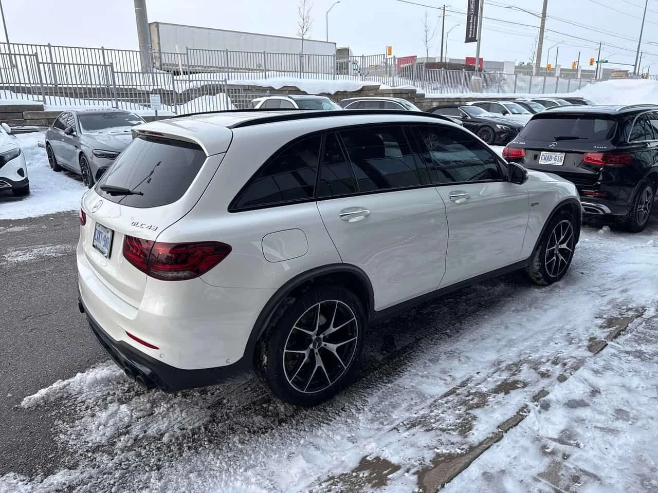 Mercedes-Benz GLC 43 AMG ДИСТРОНИК/360 CAM/ПАНОРАМА, снимка 4 - Автомобили и джипове - 54008193