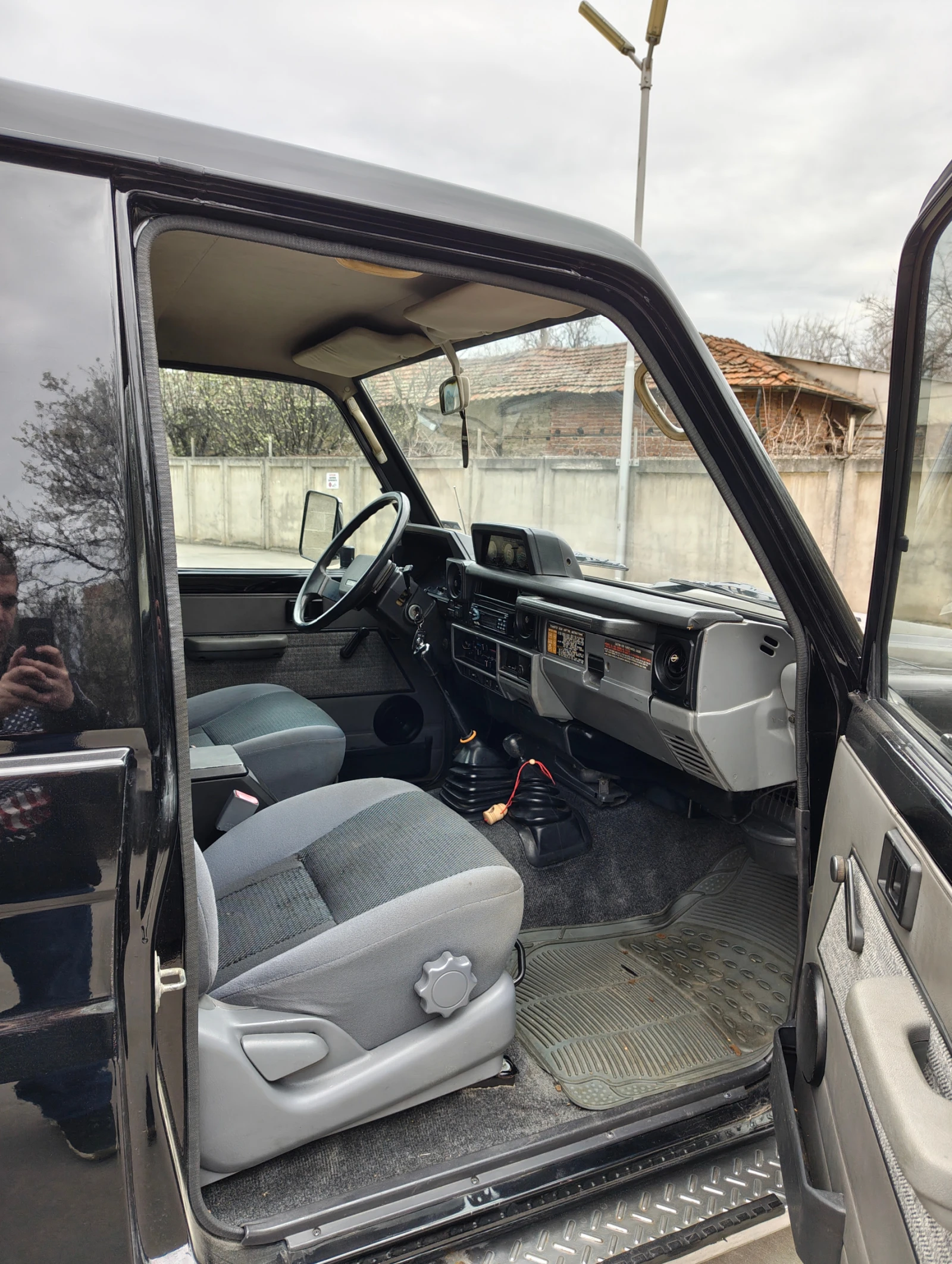 Toyota Land cruiser 2.4 Turbo, снимка 7 - Автомобили и джипове - 54032095