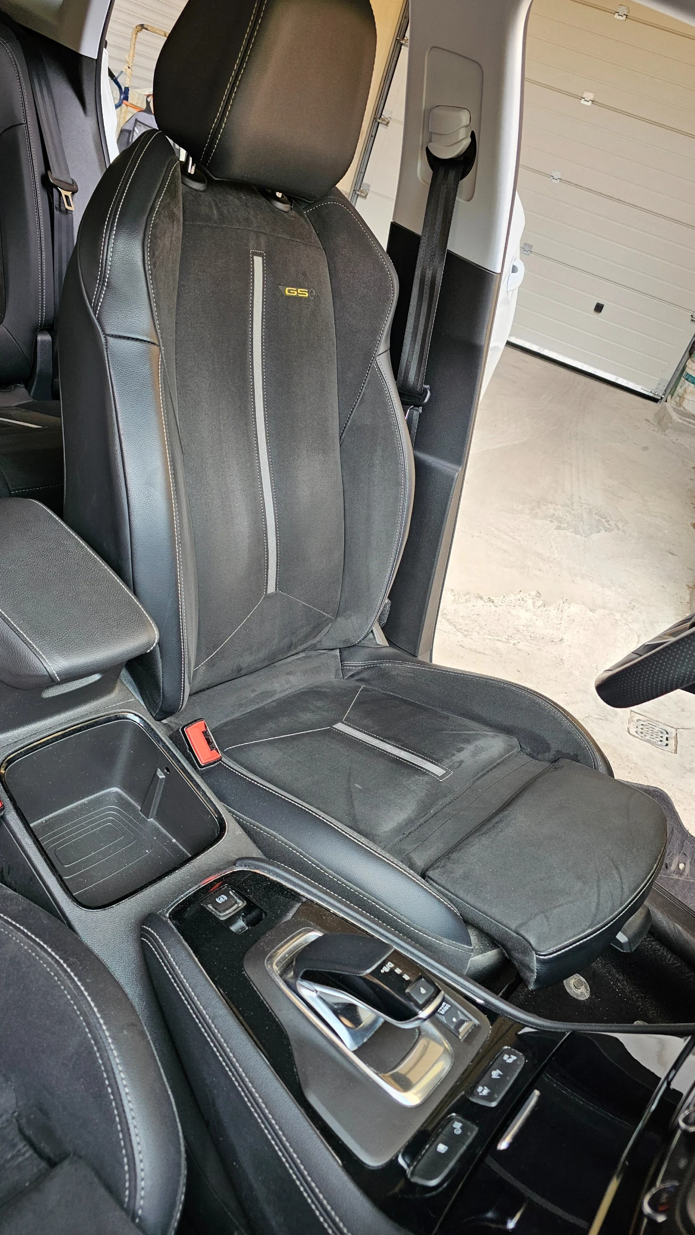 Opel Grandland Gse, първи собственик, снимка 6 - Автомобили и джипове - 54164073