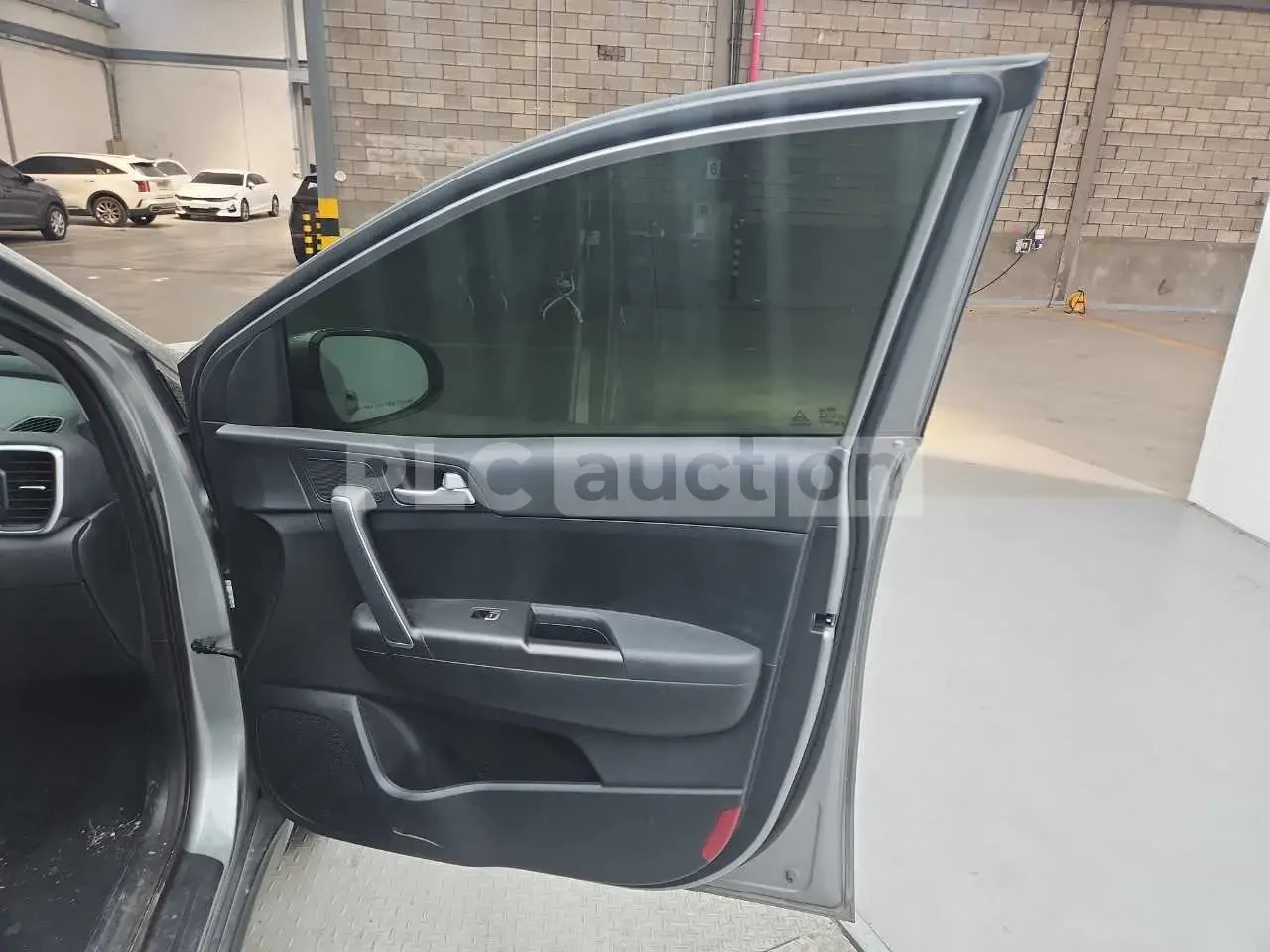 Kia Sportage, снимка 6 - Автомобили и джипове - 54182777