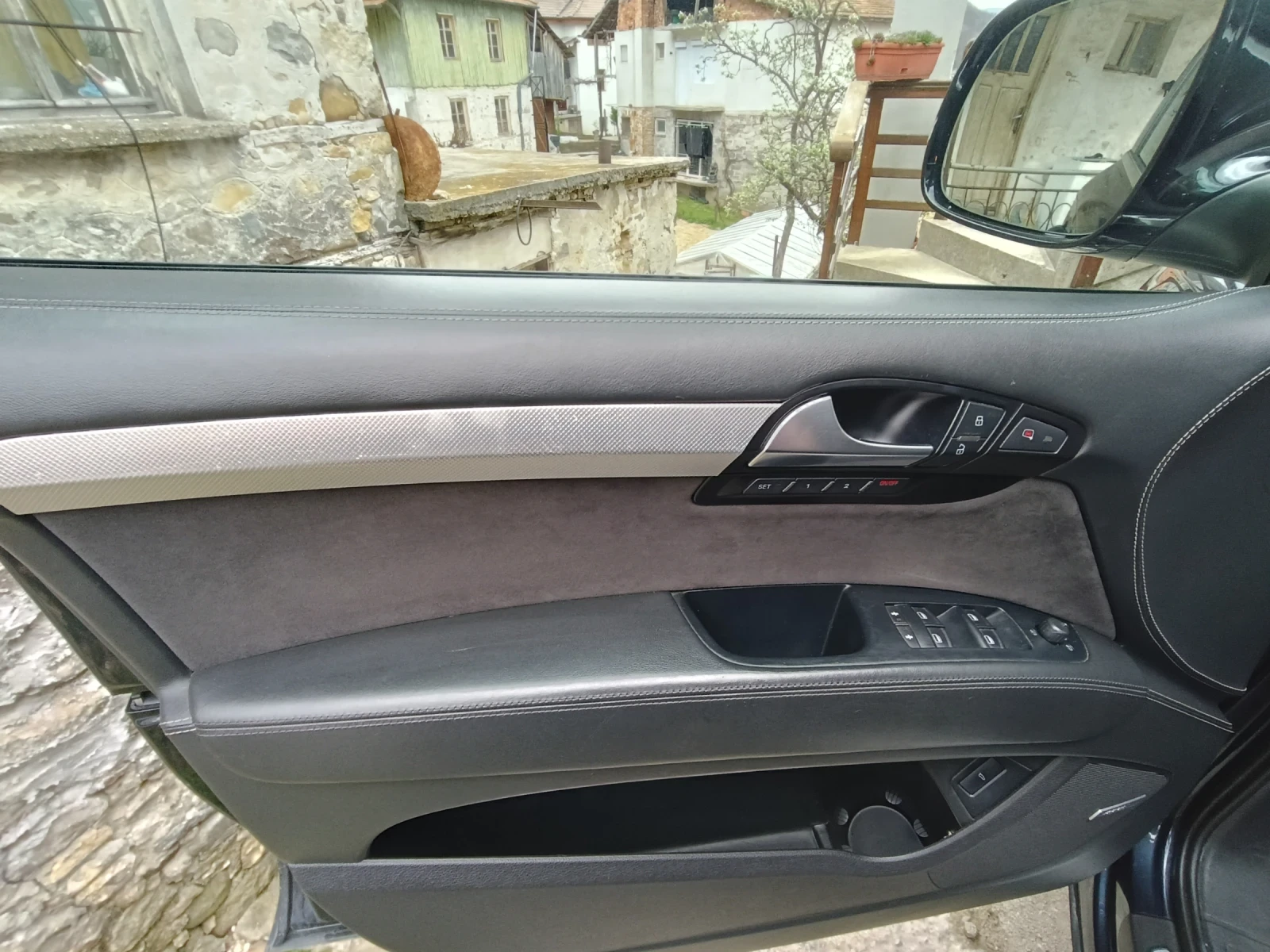 Audi Q7 4.2TDI, снимка 6 - Автомобили и джипове - 54237045