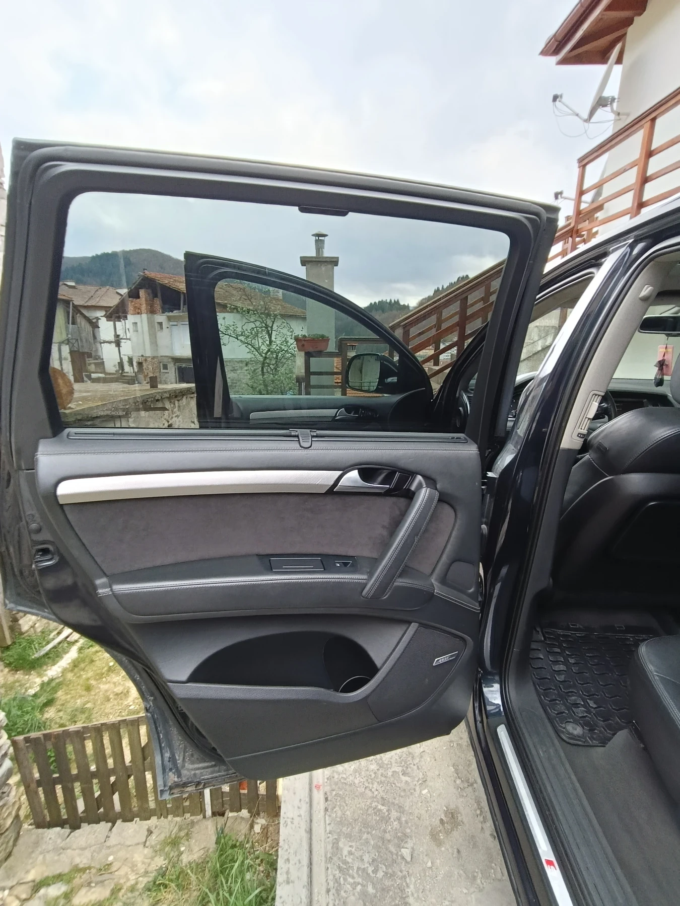 Audi Q7 4.2TDI, снимка 9 - Автомобили и джипове - 54237045