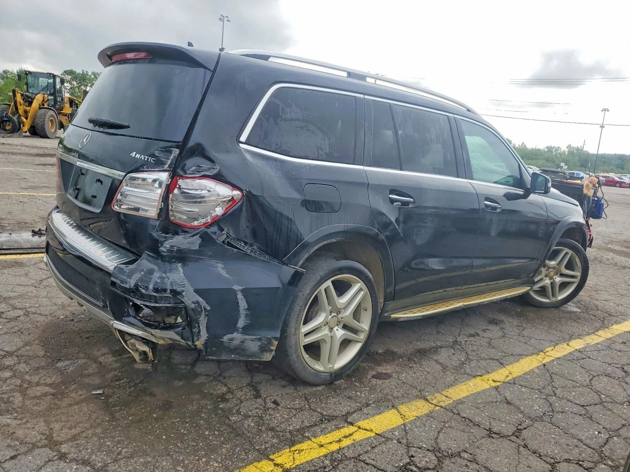 Mercedes-Benz GL 550 4.6l 4Matic, снимка 3 - Автомобили и джипове - 55465445