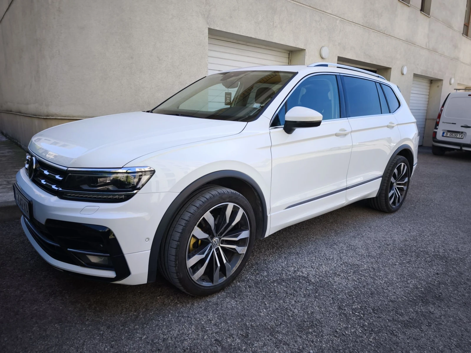 VW Tiguan Allspace, снимка 2 - Автомобили и джипове - 55628754