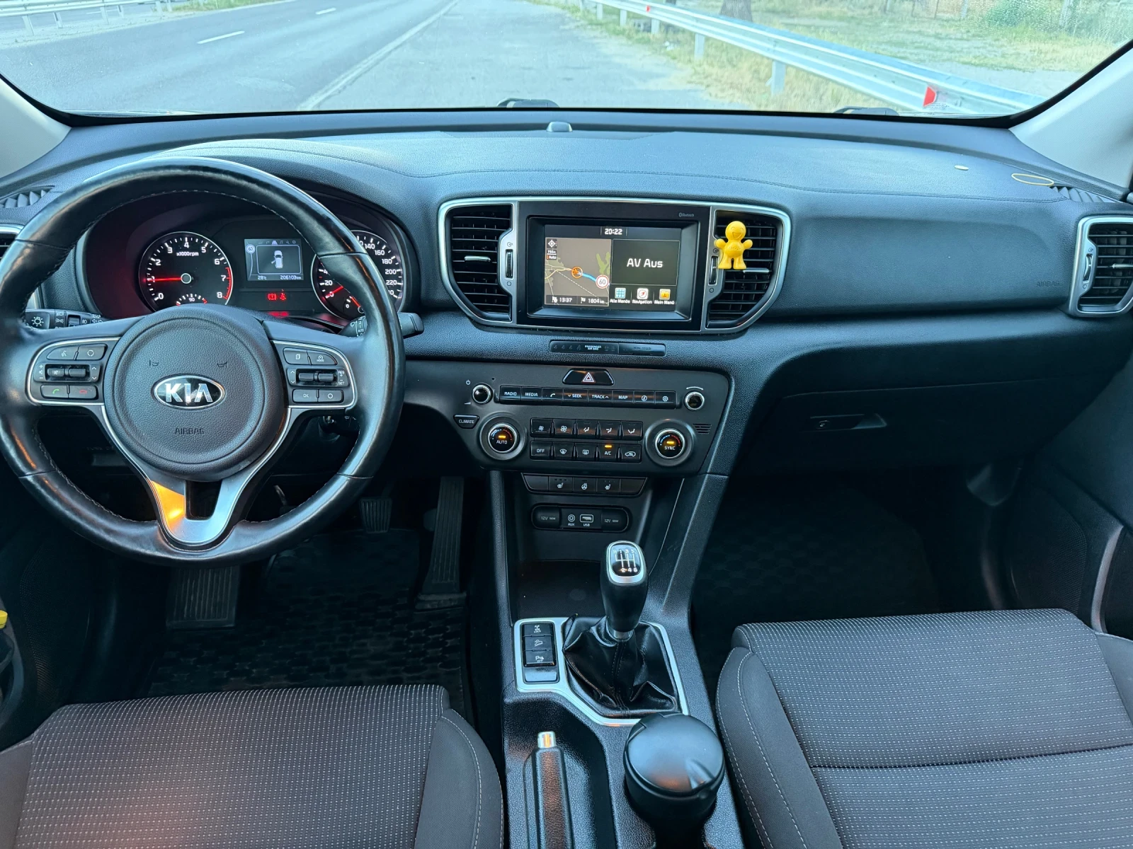 Kia Sportage 1.6 T-GDi 4x4 ШВЕЙЦАРИЯ, снимка 15 - Автомобили и джипове - 56194095