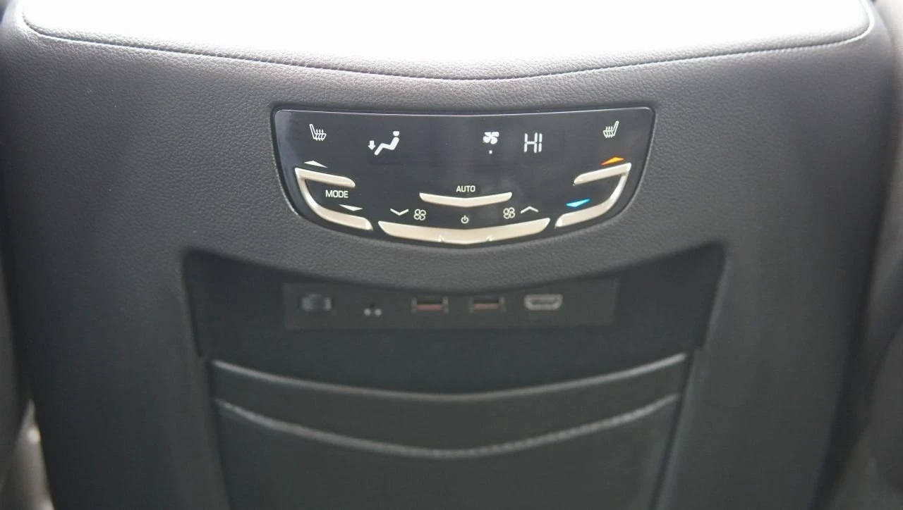 Cadillac Escalade ESV LUXURY 6.2 PETROL, снимка 17 - Автомобили и джипове - 56205387