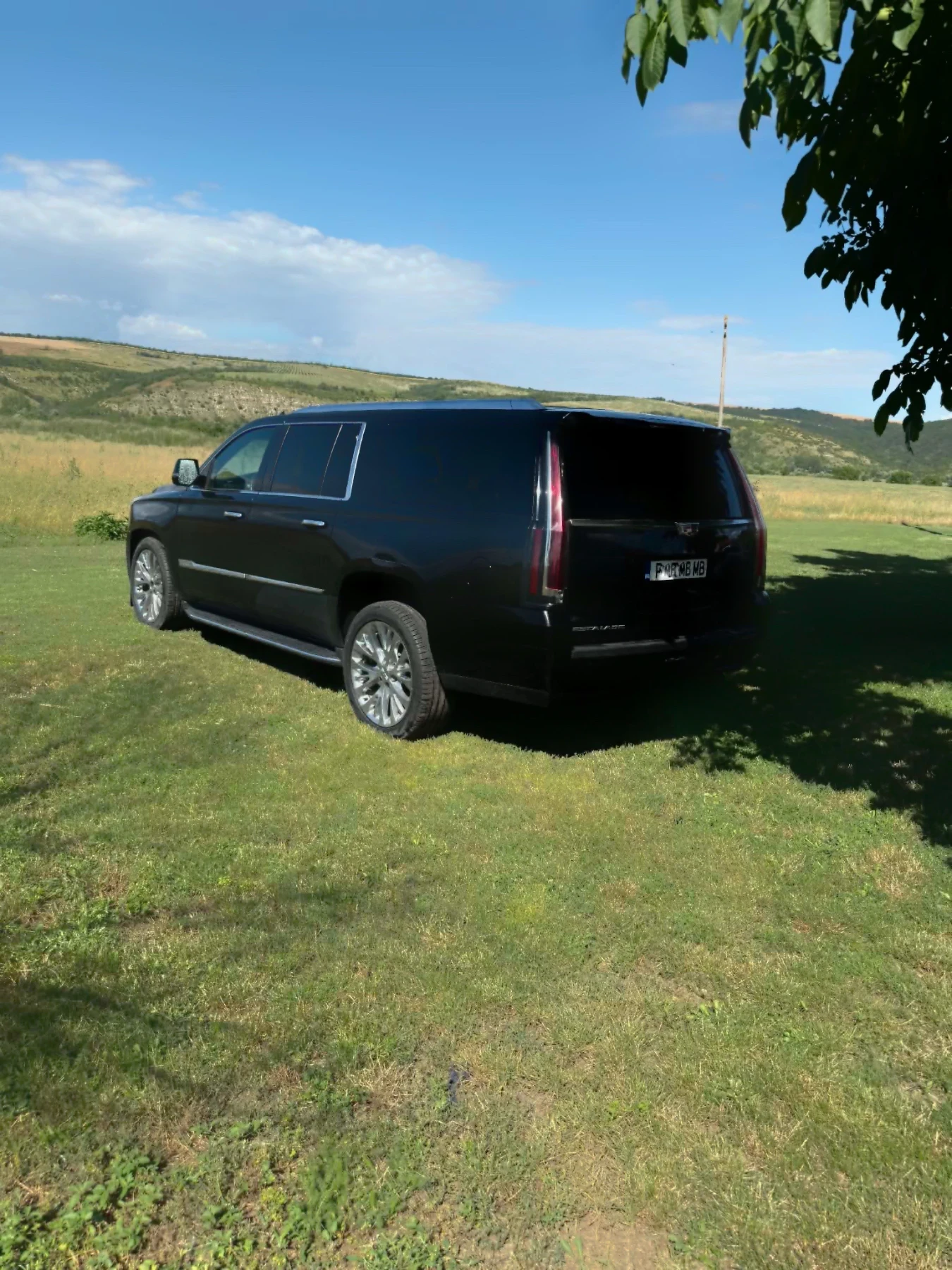 Cadillac Escalade ESV LUXURY 6.2 PETROL, снимка 4 - Автомобили и джипове - 56205387