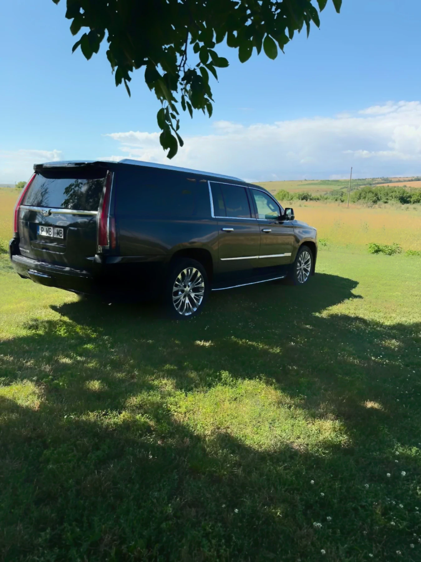 Cadillac Escalade ESV LUXURY 6.2 PETROL, снимка 6 - Автомобили и джипове - 56205387