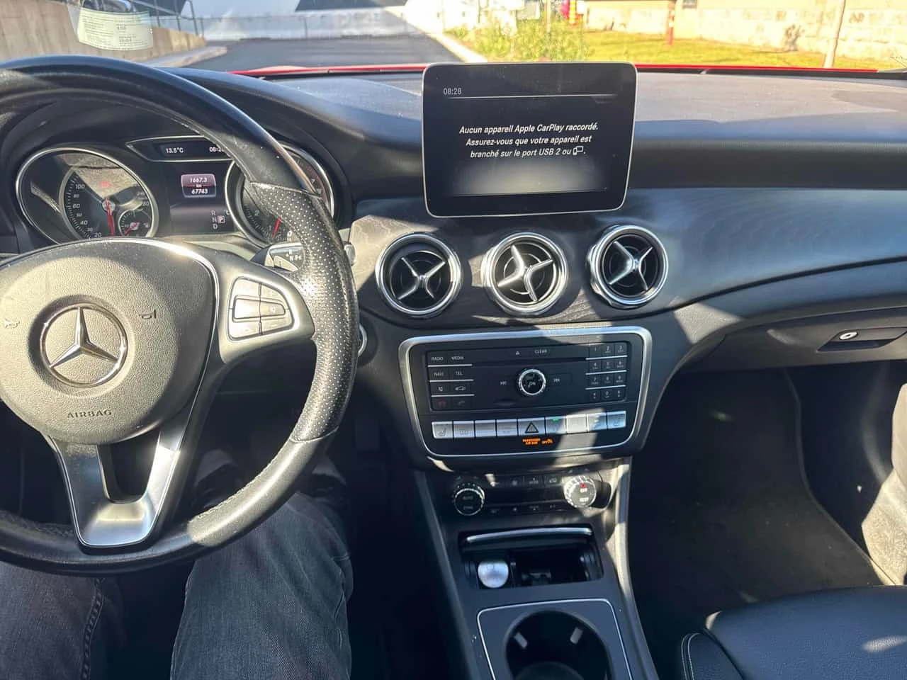 Mercedes-Benz GLA * 250 * CARFAX * БЕЗ ПЪРВОНАЧАЛНА ВНОСКА, снимка 9 - Автомобили и джипове - 56208011
