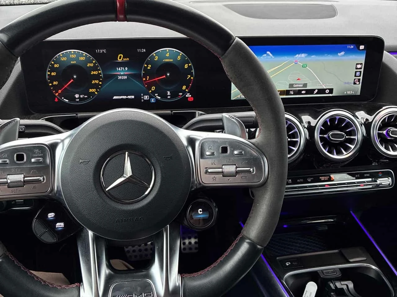 Mercedes-Benz GLA 45 AMG | CARFAX | БЕЗ ИНЦИДЕНТИ, снимка 9 - Автомобили и джипове - 56320005