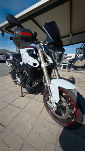 BMW F R, снимка 1