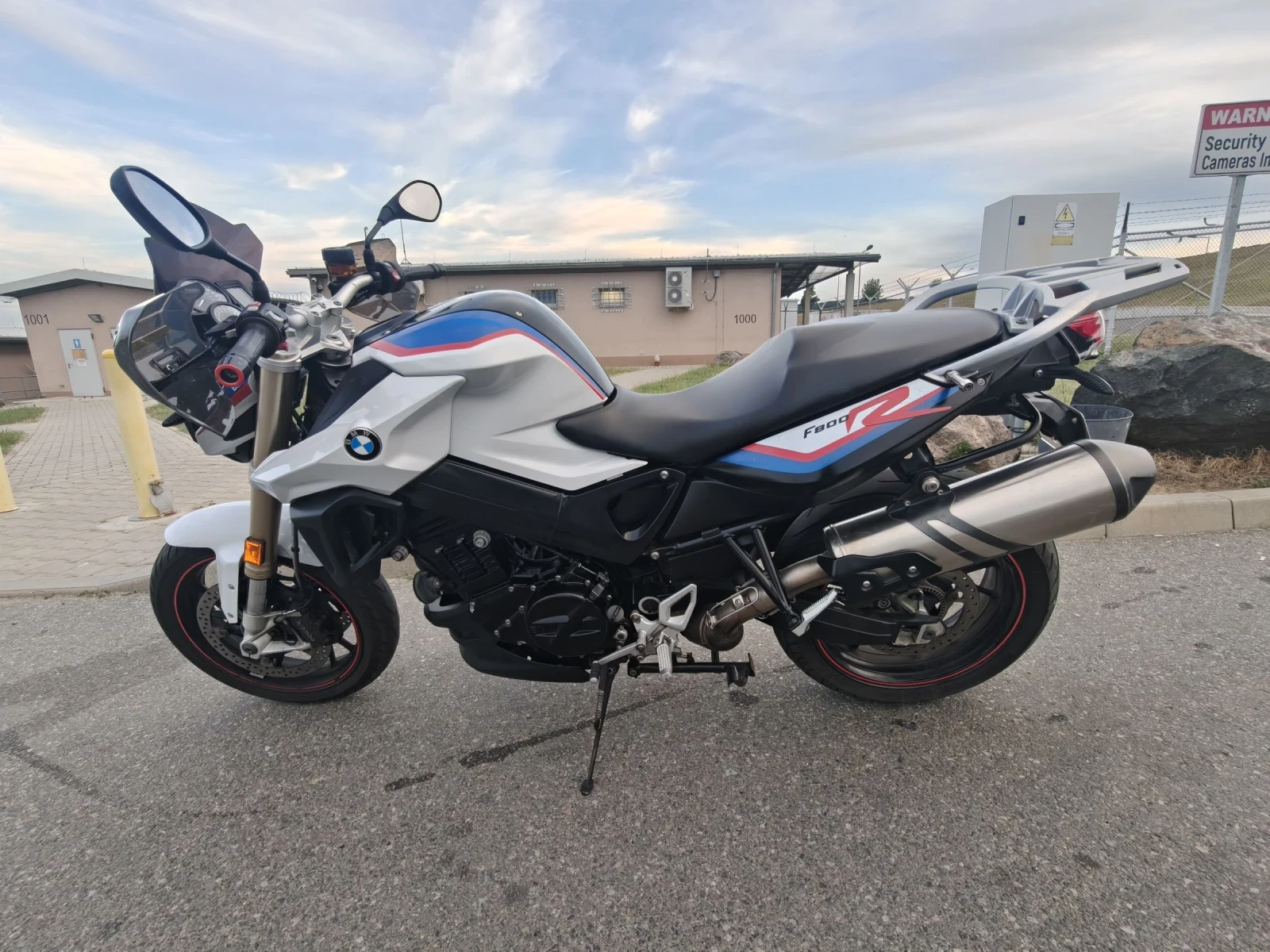 BMW F R