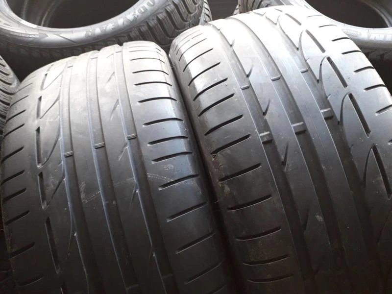 Гуми Летни 245/40R18, снимка 2 - Гуми и джанти - 24665286