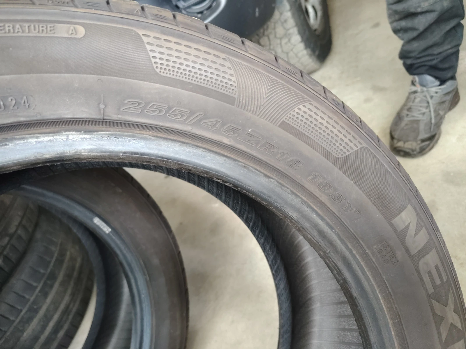 Гуми Летни 255/45R18, снимка 7 - Гуми и джанти - 55842240