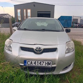 Toyota Auris 1.4 Бензин, снимка 1