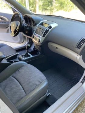 Kia Ceed 1.6 CRDI 116. | Mobile.bg    10