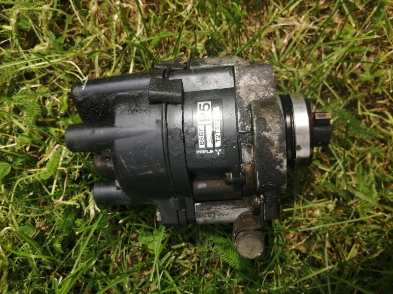 Mazda 323, снимка 7 - Автомобили и джипове - 52037262