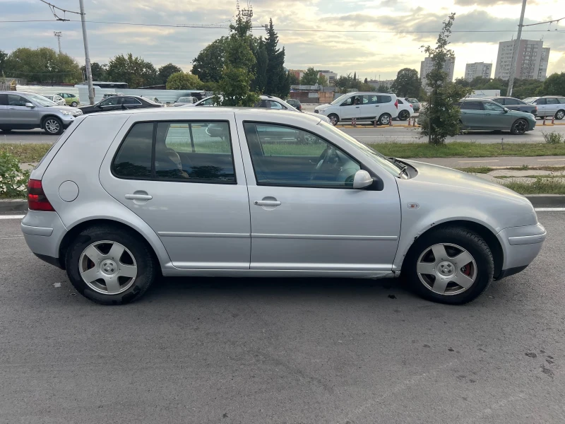 VW Golf 1.9 TDI 90кс, снимка 3 - Автомобили и джипове - 47320833