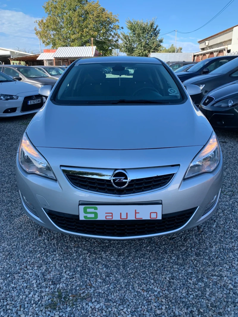 Opel Astra 1.7 CDTI, снимка 2 - Автомобили и джипове - 47539859