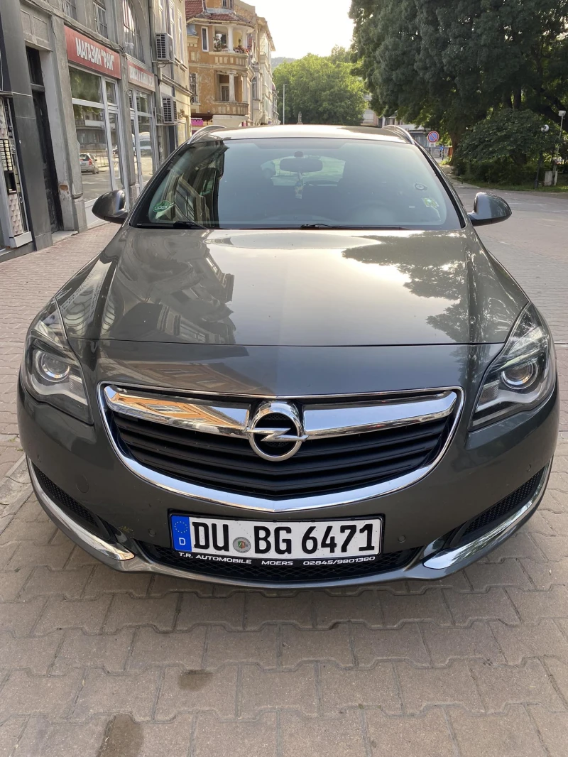 Opel Insignia 1.6 CTDI, снимка 14 - Автомобили и джипове - 47904591