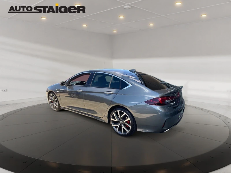 Opel Insignia GSi 2.0, Turbo D, 209PS, 4x4* Kam.* Masage* 19&#34, снимка 3 - Автомобили и джипове - 48143087