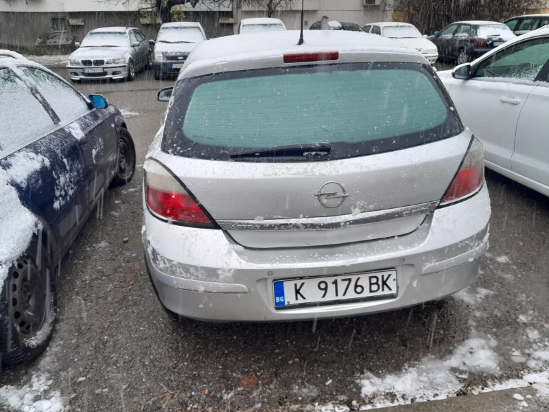 Opel Astra H, снимка 6 - Автомобили и джипове - 48261968