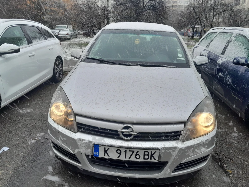 Opel Astra H, снимка 4 - Автомобили и джипове - 48261968