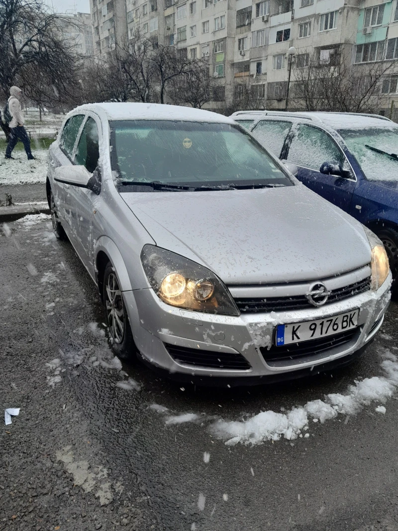 Opel Astra H, снимка 3 - Автомобили и джипове - 48261968