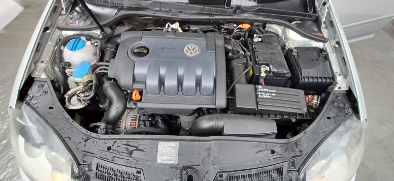 VW Golf 1.9 TDI GT, снимка 7 - Автомобили и джипове - 48910783