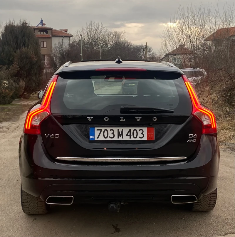 Volvo V60, снимка 3 - Автомобили и джипове - 49304482