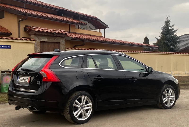 Volvo V60, снимка 6 - Автомобили и джипове - 49304482