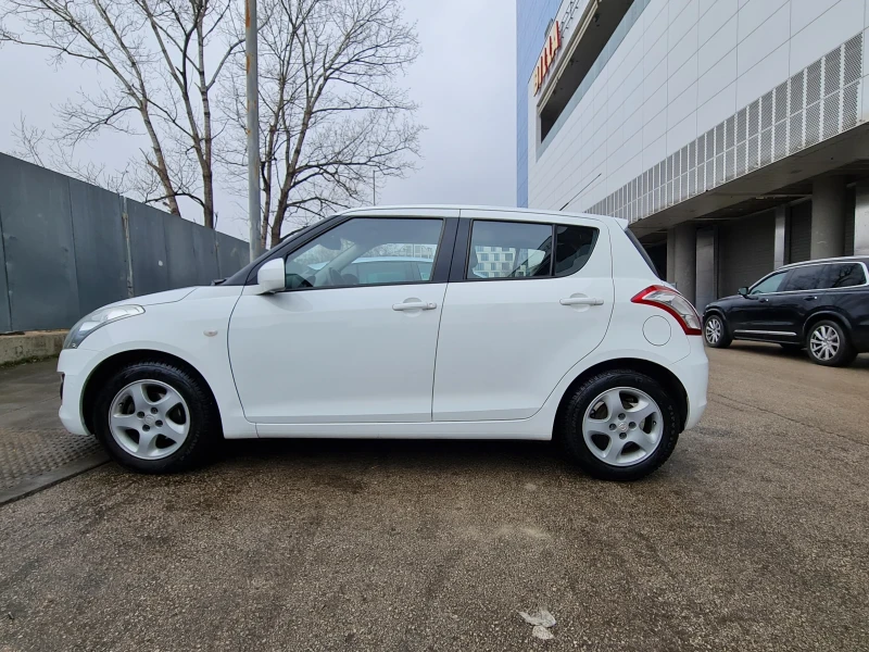 Suzuki Swift, снимка 5 - Автомобили и джипове - 49324363