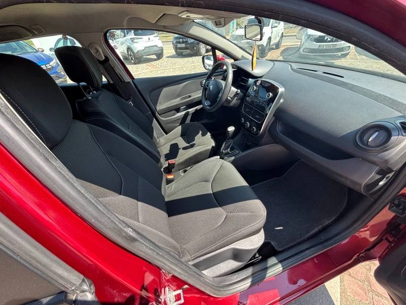 Renault Clio IV Grandtour TCe 75 к.с. Stop&Start BVM5, снимка 12 - Автомобили и джипове - 51116987