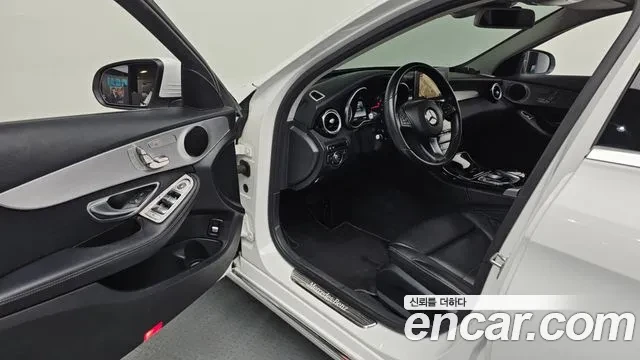 Mercedes-Benz C 200 AVANTGARDE, снимка 7 - Автомобили и джипове - 54924774