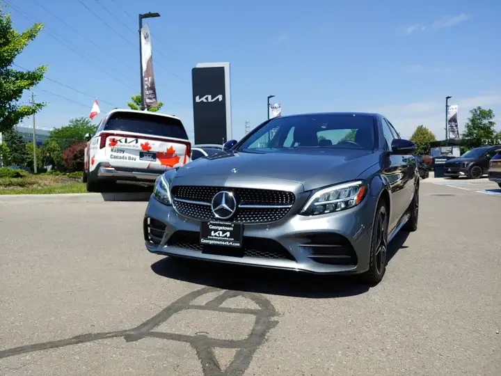 Mercedes-Benz C 300 AMG Alloy Wheels/ПАНОРАМА/360cam/CARFAX