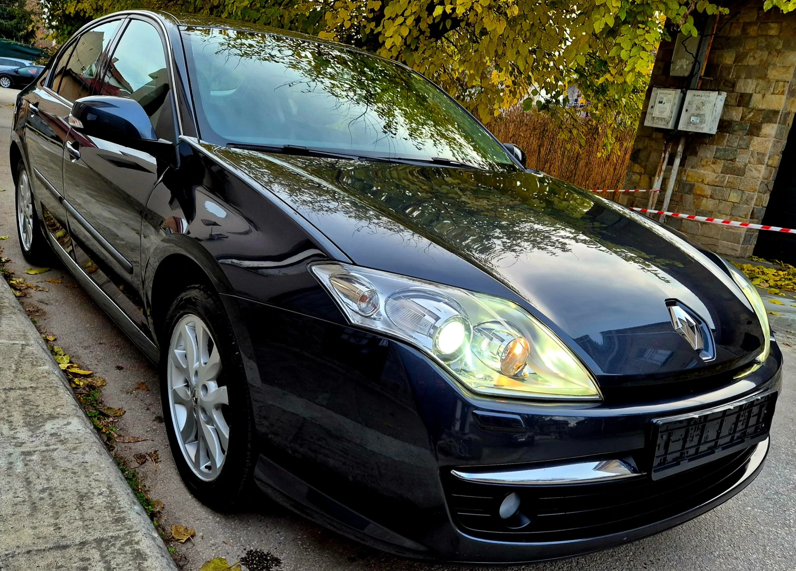 Renault Laguna 2.0i-Authentique-navi- koja-6speed, снимка 1