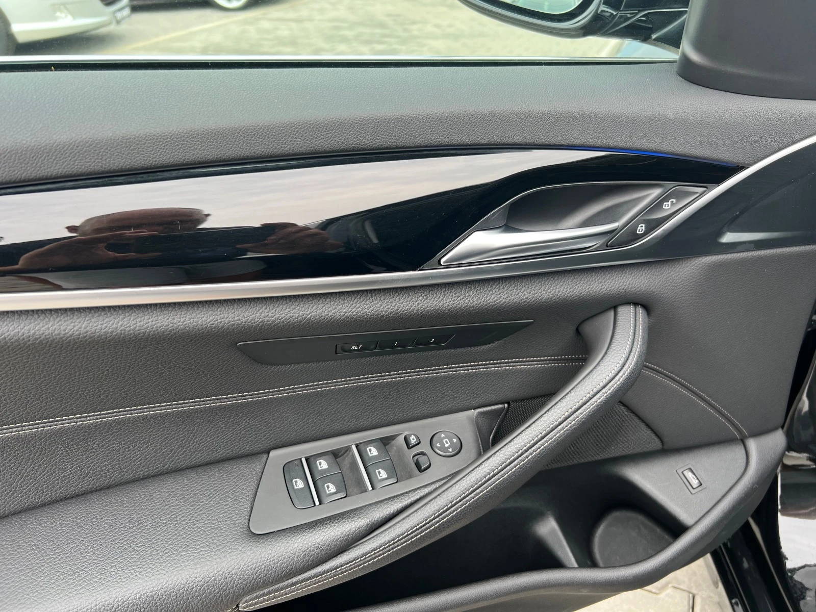 BMW 530 X DRIVE*LUXURY LINE*KEYLES GO*LED*TOP* | Mobile.bg   12