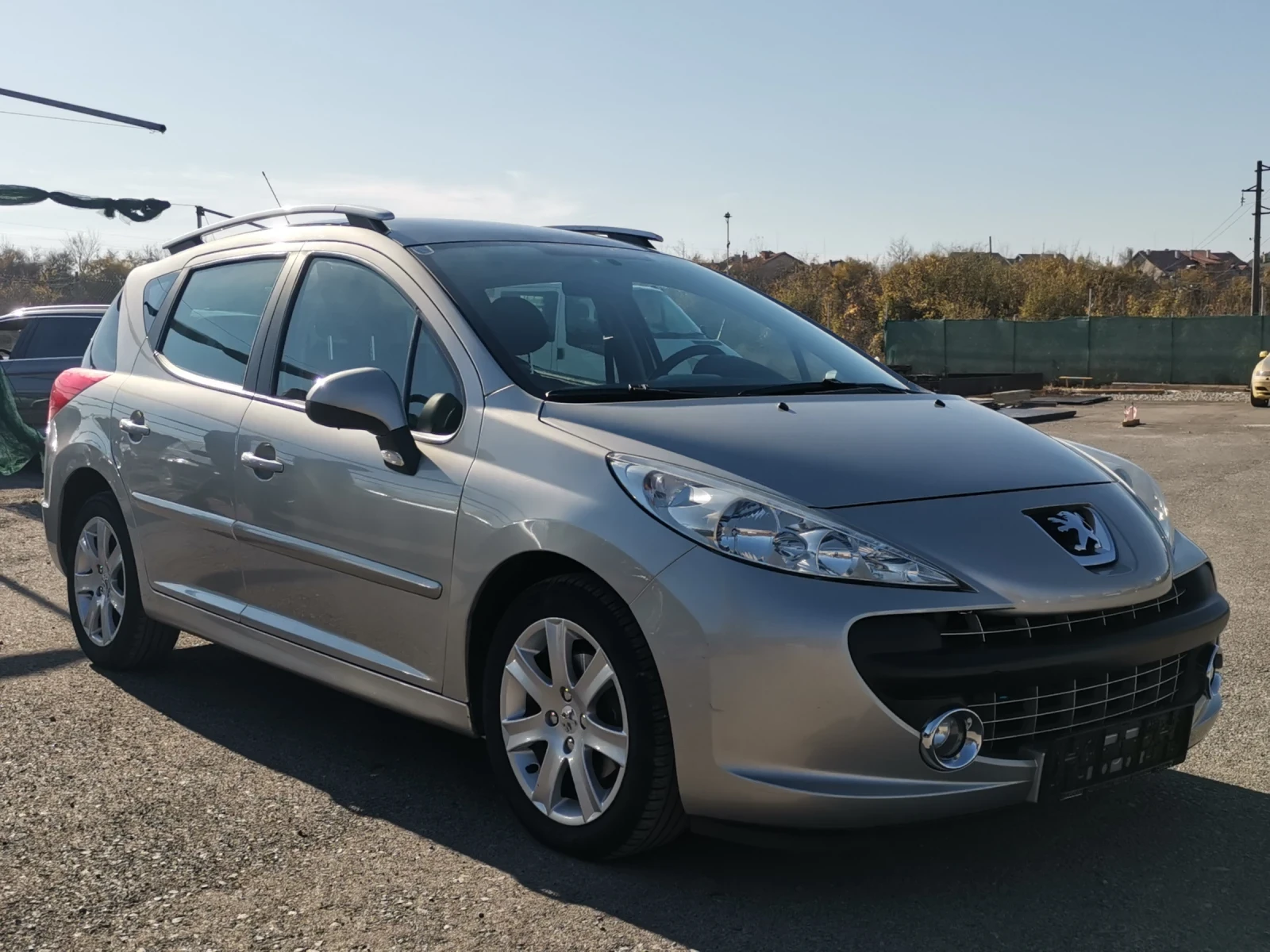 Peugeot 207 1.6 HDI SW  - изображение 7