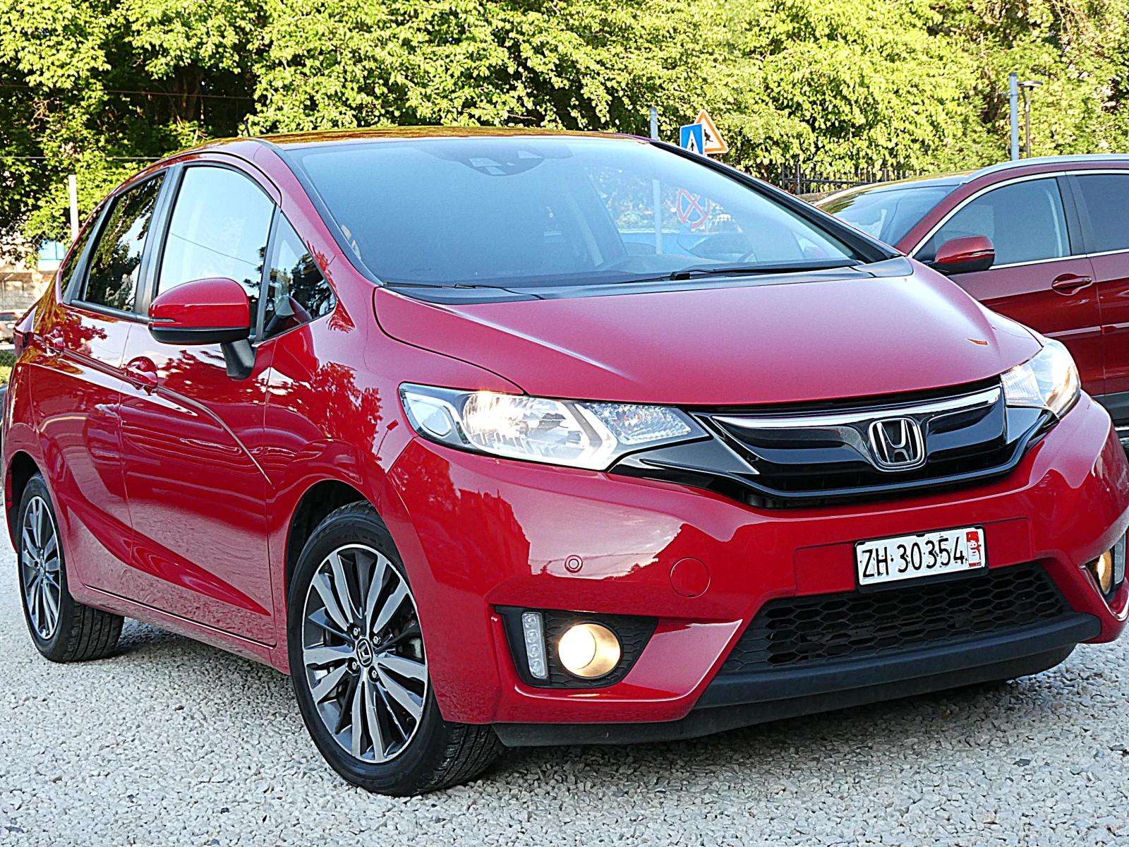 Honda Jazz 1.3ШВЕЙЦАРИЯ/КЛИМАТРОНИК/Keyles/Халогени/Осова/Лед - изображение 4