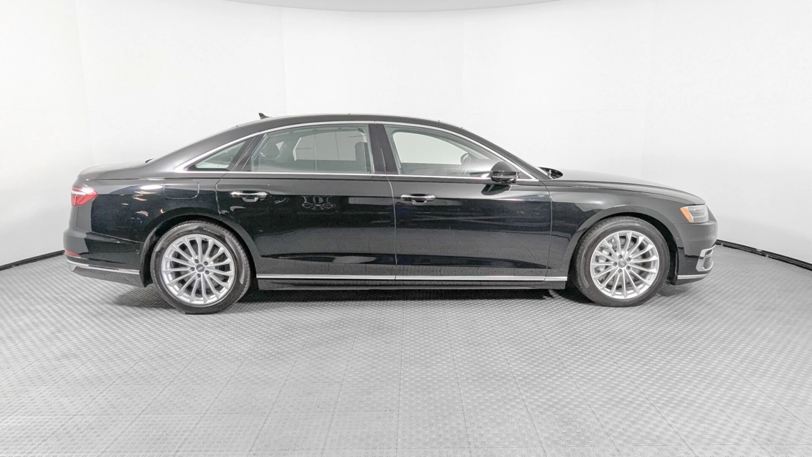 Audi A8 bose* подгрев* обдухване* масаж - изображение 3