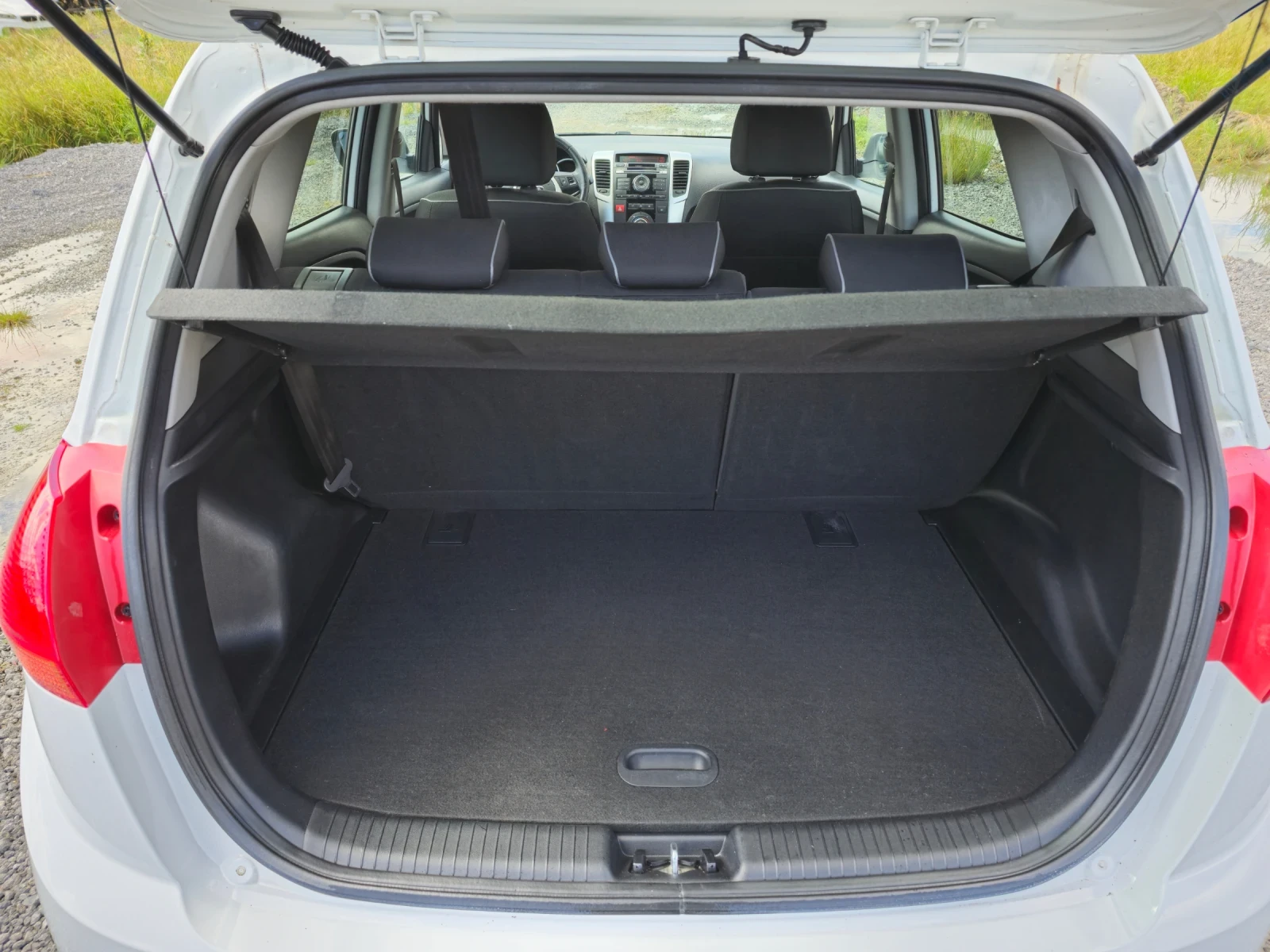Kia Venga 1.4 Бензин Euro 5b - изображение 7