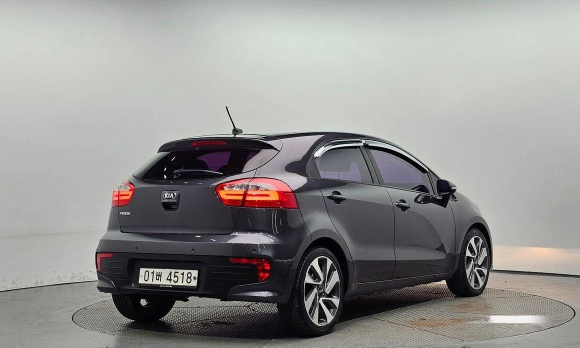 Kia Pride 5DR 1.6 GDI Prestige * НАЙ-ДОБРА ЦЕНА В БЪЛГАРИЯ*  - изображение 2