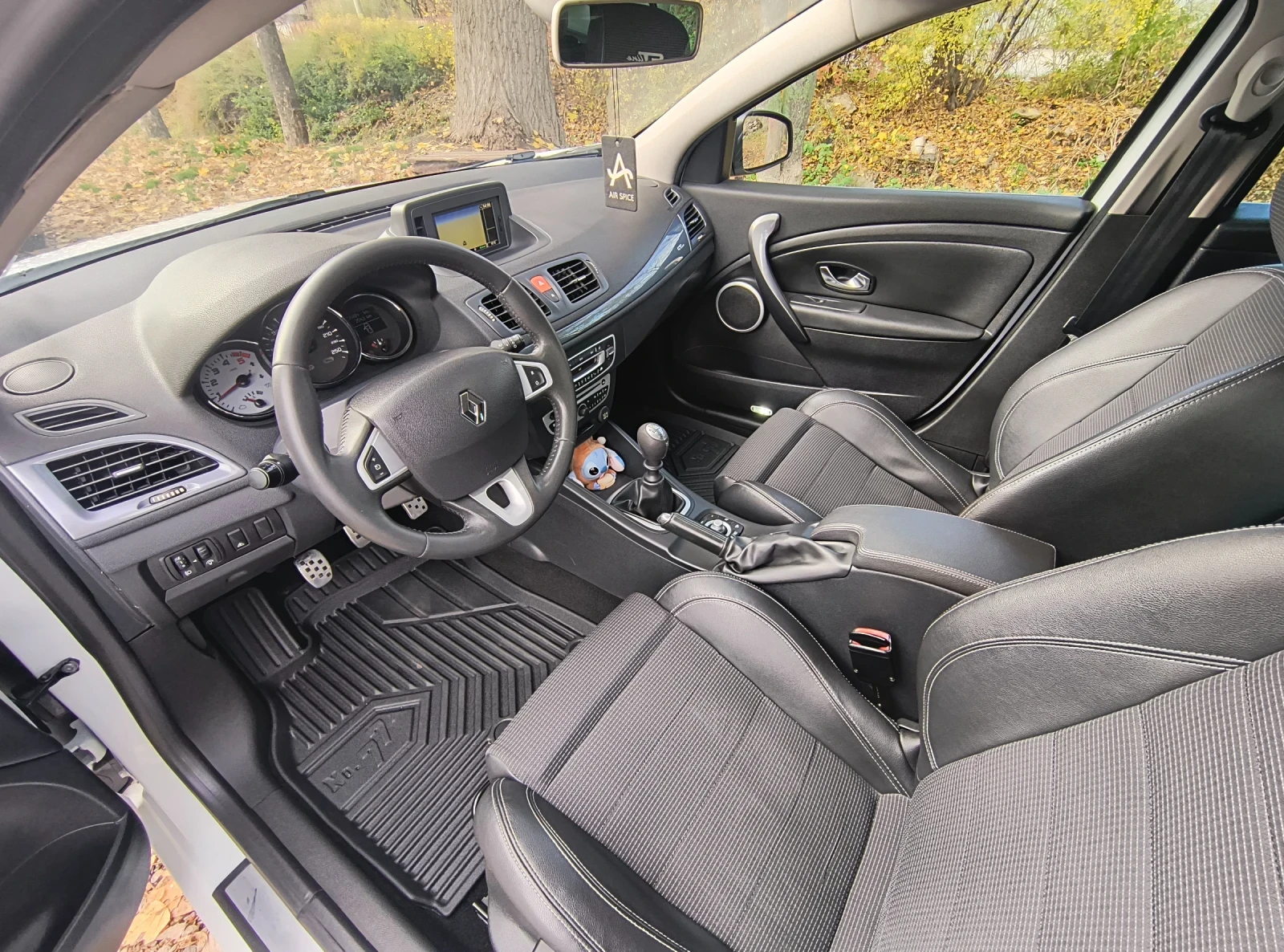 Renault Megane 1.5 DCI GT Line 110кс - изображение 9