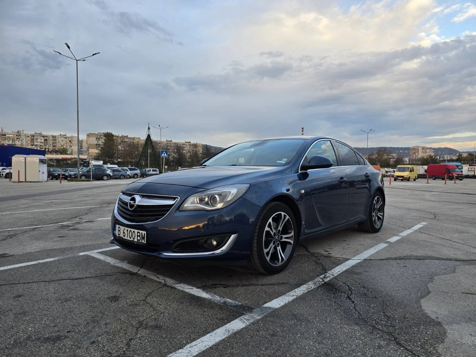 Opel Insignia Cosmo 1.6 SIDI TURBO - изображение 3