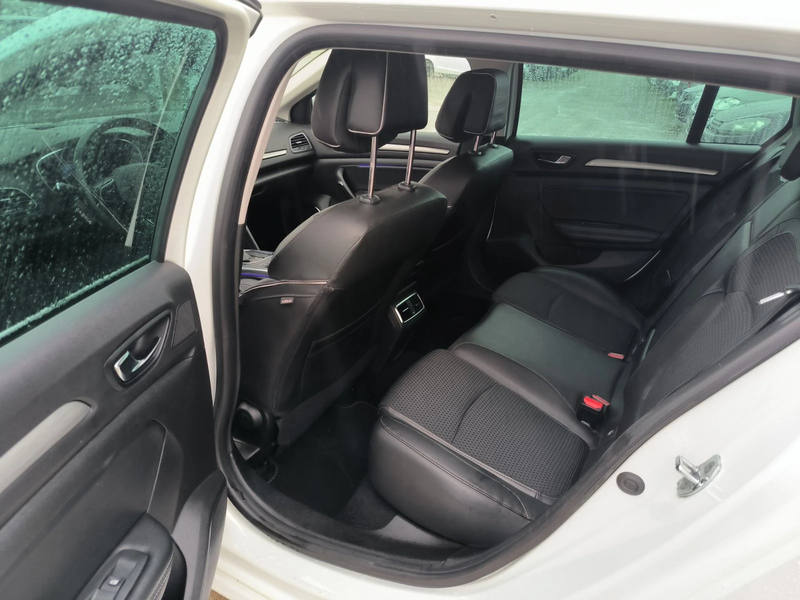 Renault Megane 1.5d-Navi-Kamera-Keyless-Masaji-Euro-6B-Automat | Mobile.bg � ����������� 16