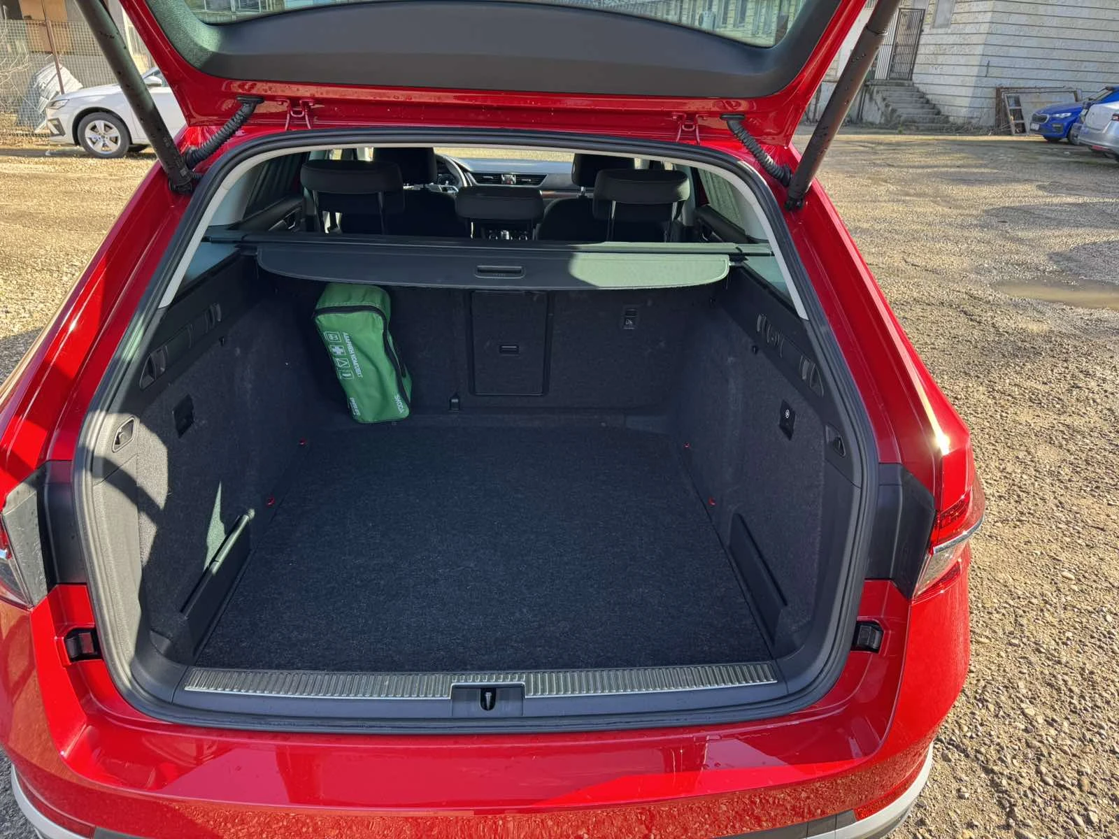 Skoda Superb Scout 2, 0 TDI 147, 00 kW 7-�������� �����������,  | Mobile.bg � ����������� 11