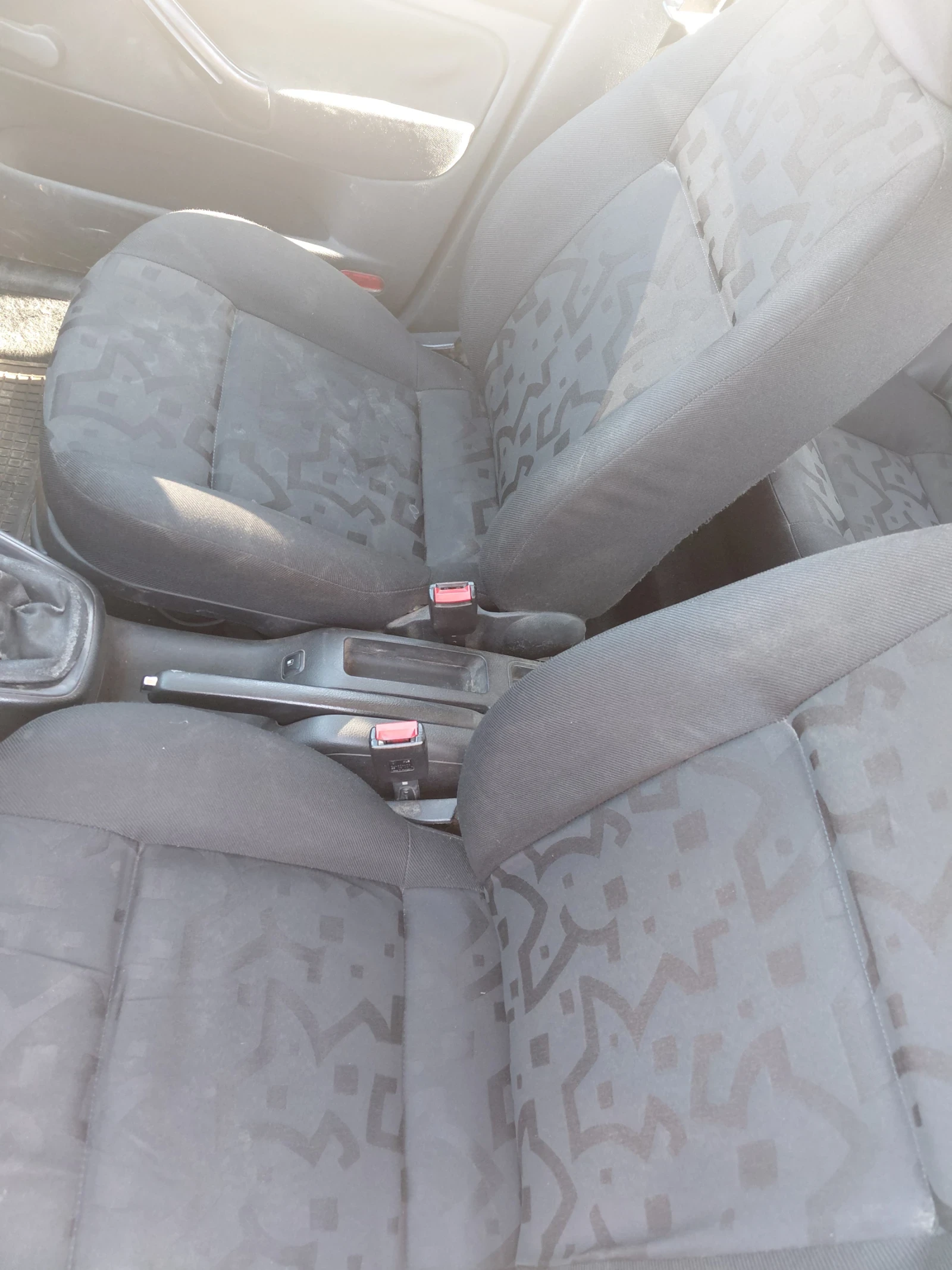 VW Golf, снимка 7 - Автомобили и джипове - 53799829